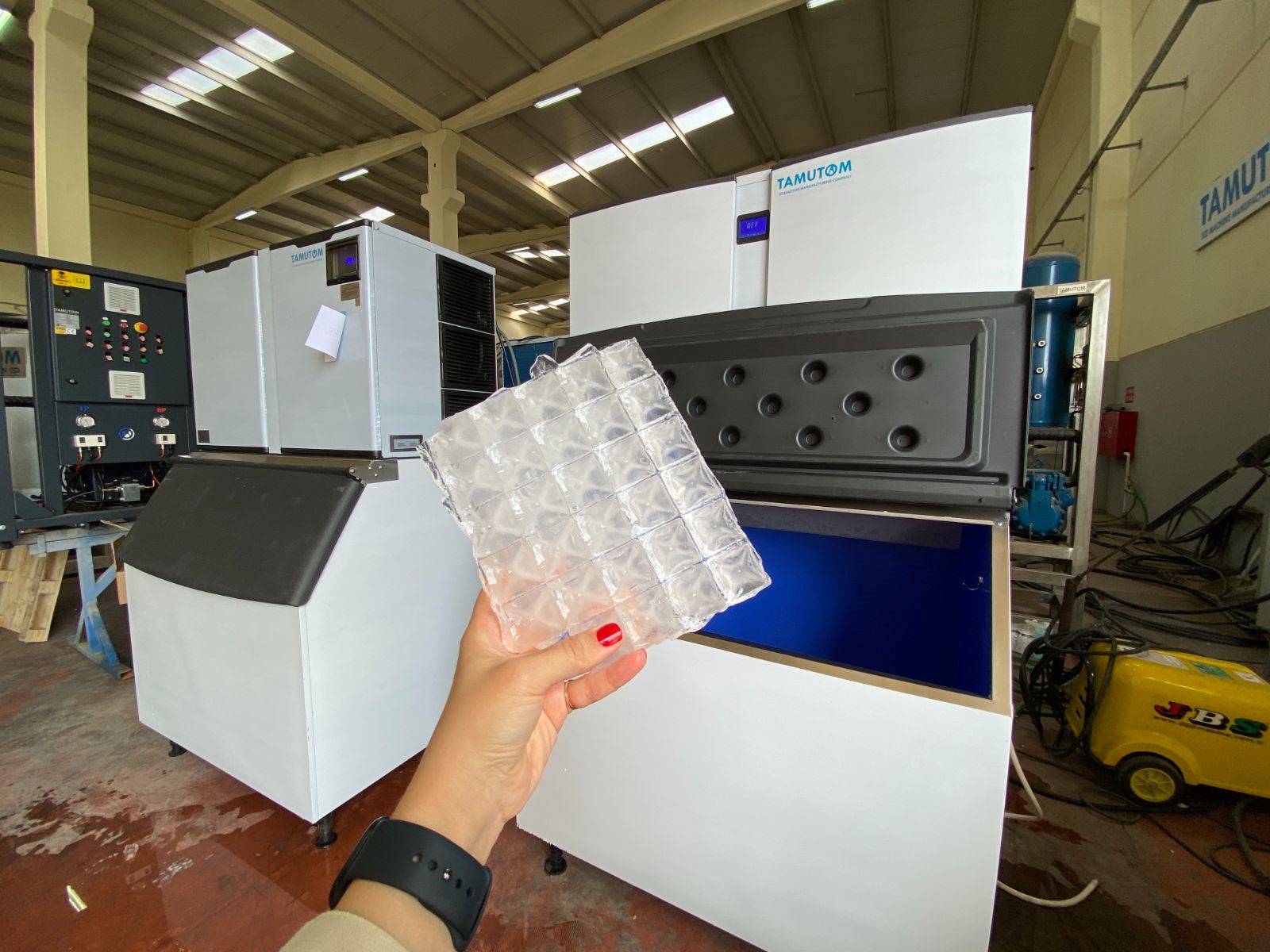 Investment Analysis: How Much Can You Earn with the Tamutom Cube900?
